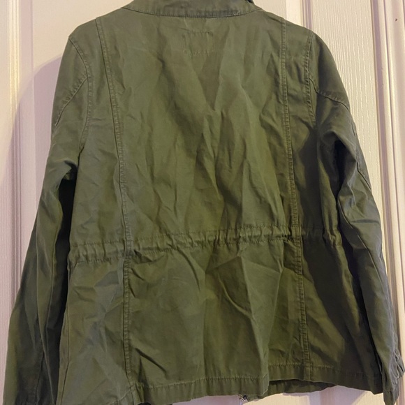 Olive green. Army jacket - Picture 2 of 3